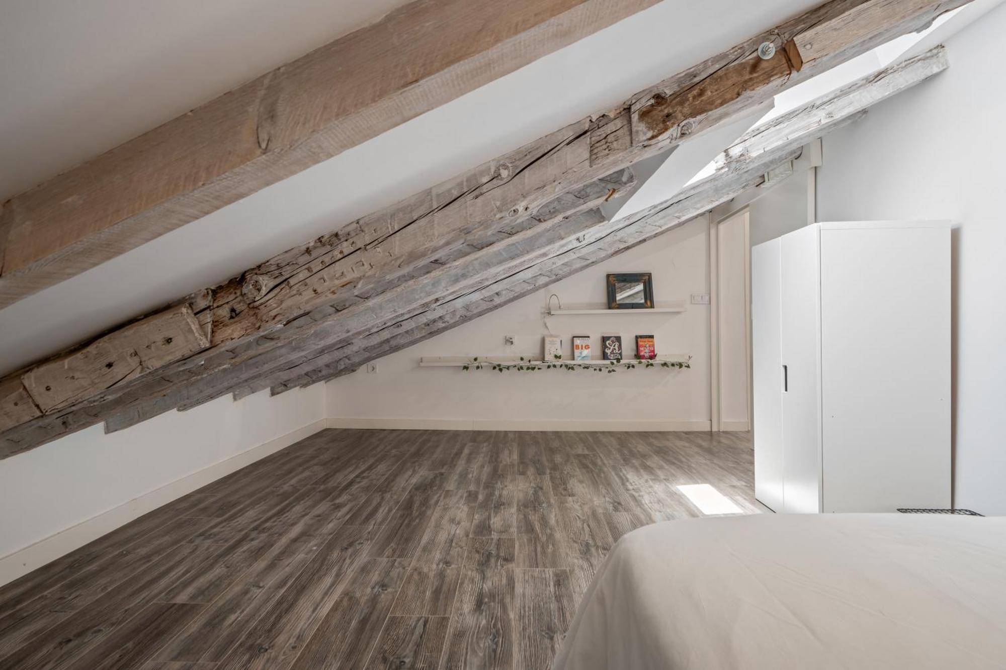 Attic 3bedrms-2baths In Heart Of Malasana Apartamento *